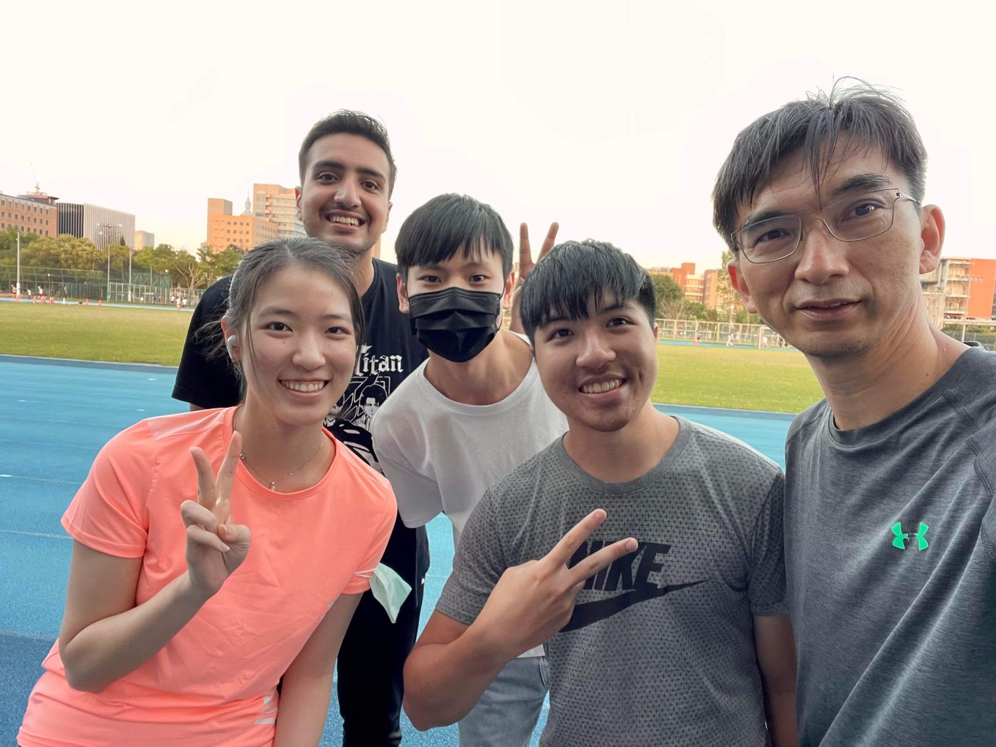 DVLab 實驗室運動合照